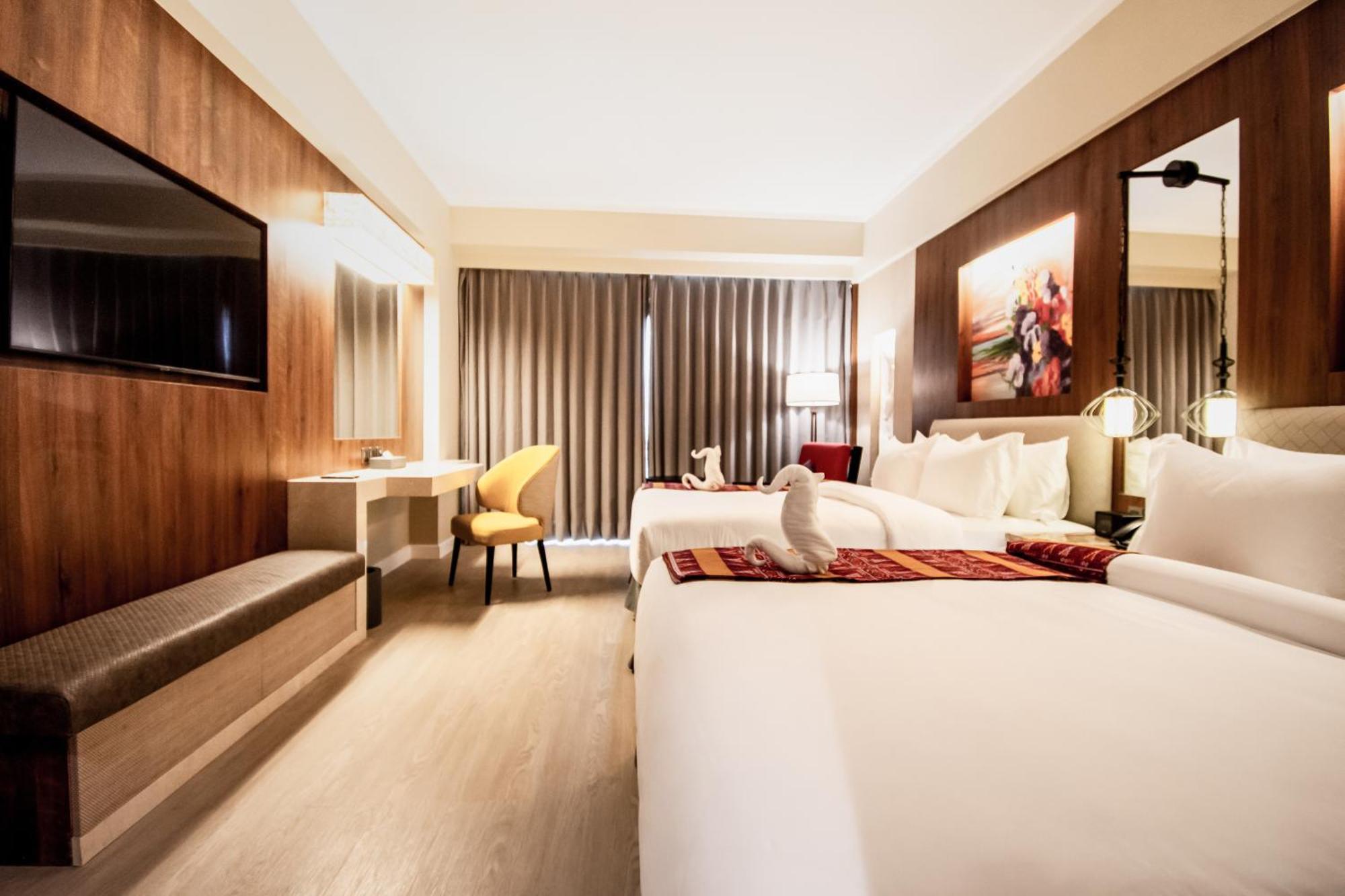 Mandarin Bay And