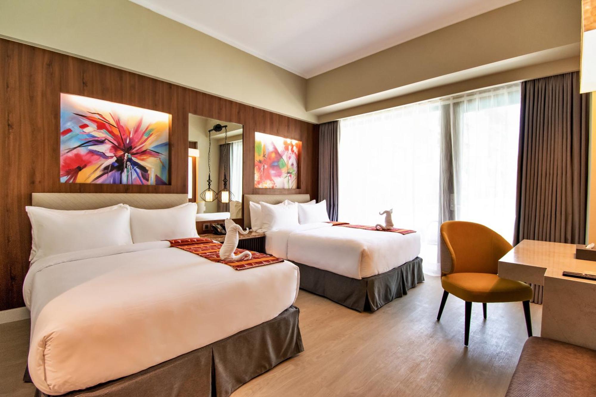 Mandarin Bay And